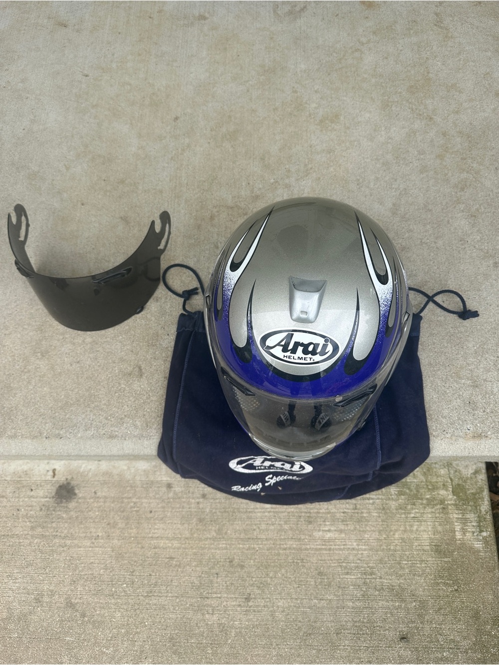 Arai Silver & Blue Full-Face Motorcycle Helmet